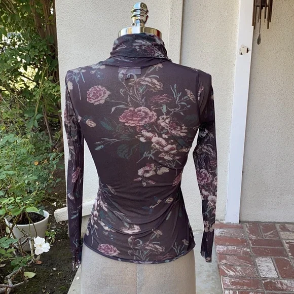 GANNI gorgeous silk blended sheer floral blouse sold at Neiman’s - Picture 9 of 16